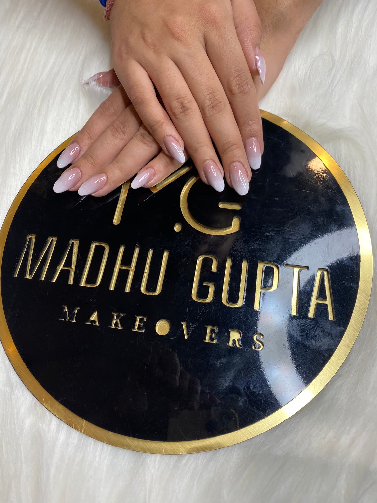 Mauve Pink Glossy Almond Nails